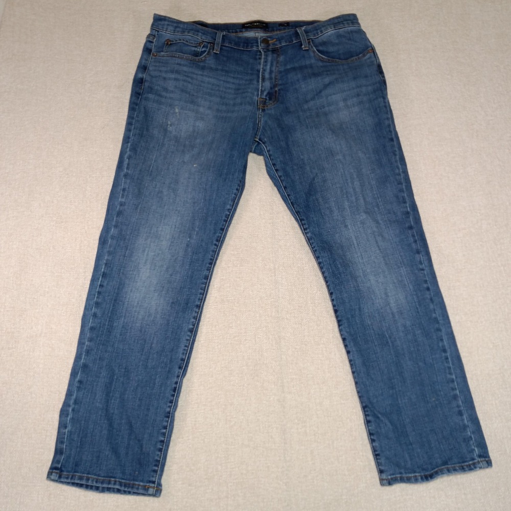 Lucky Brand 221 Straight Leg Mens Jeans 38x30 Medium Wash Blue 7MC1033